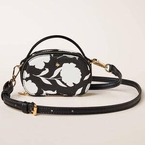 • Kate Spade Mini Crossbody Bag •